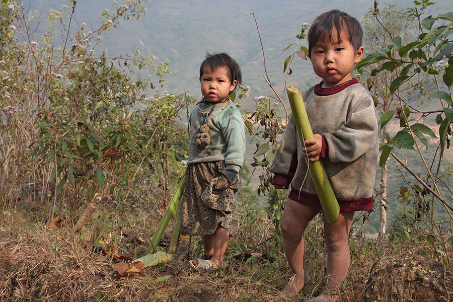 Kinder in der Bergregion Sapa Vietnam 21.12.2008
