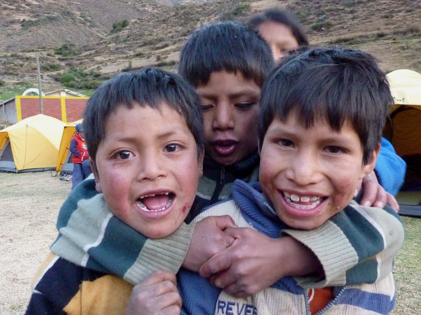 Kinder in der Cordillera Huayhuash