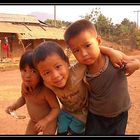 Kinder in Laos