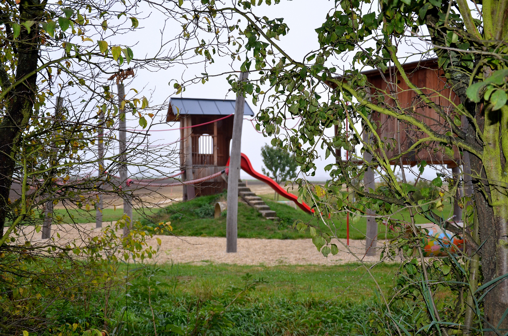 Kinder-Spielplatz - 3