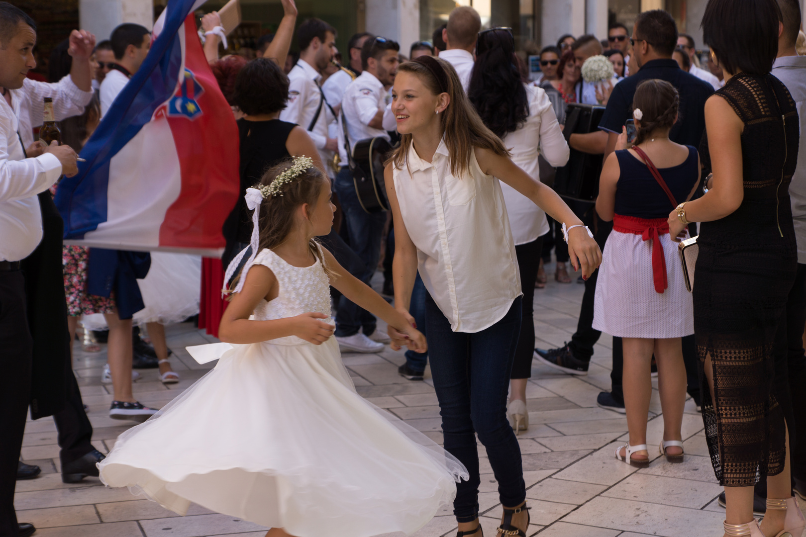 Kinder zu Hochzeit in Zadar