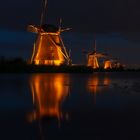 Kinderdijk bei Nacht