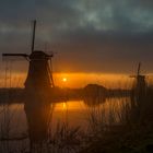 Kinderdijk im Nebel 