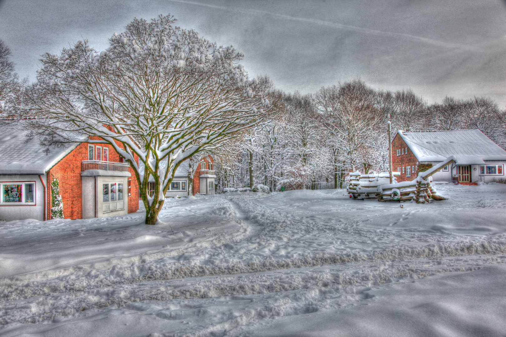 Kinderdorf versinkt im Schnee