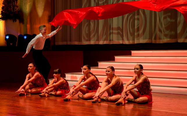 Kinderformation der Tanzschule Gutmann Freiburg