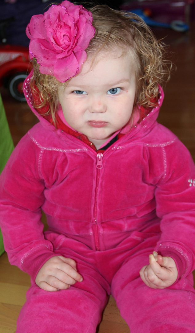 Kinderfoto von Frau Cindy aufgetaucht!