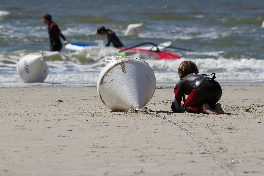 Kinderspiel am Strand