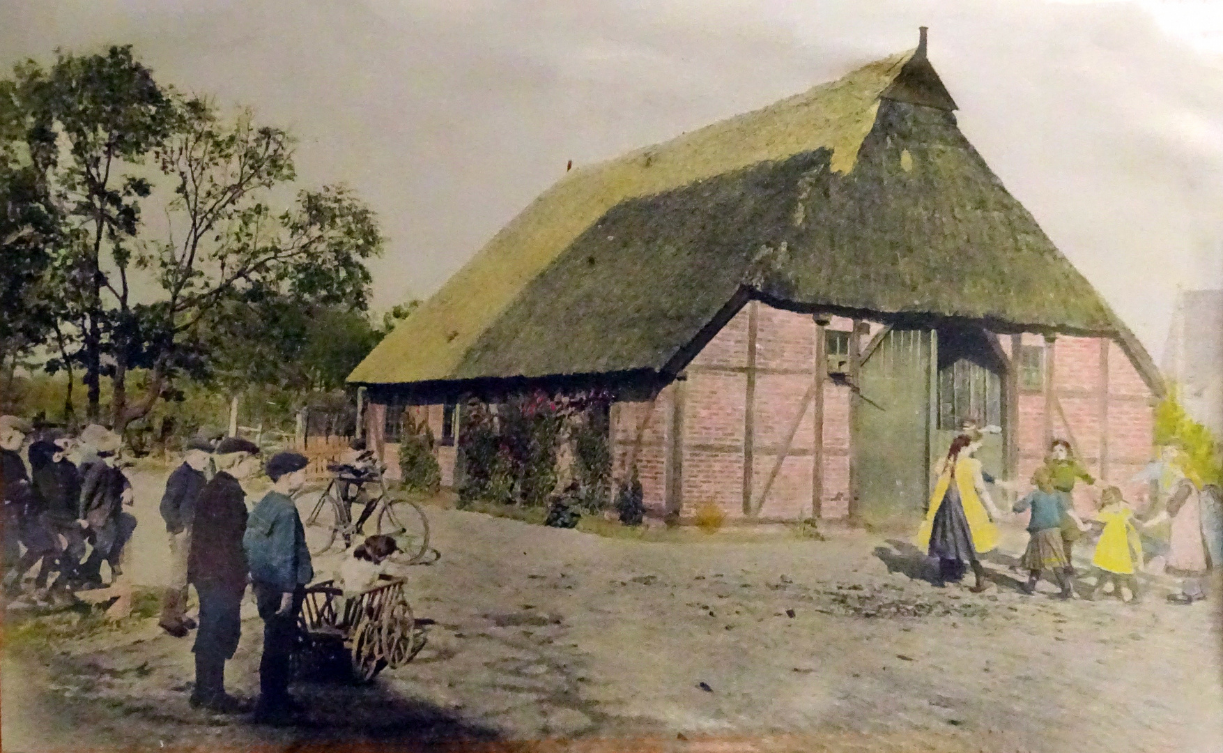 Kinderspiele ungefähr um 1900