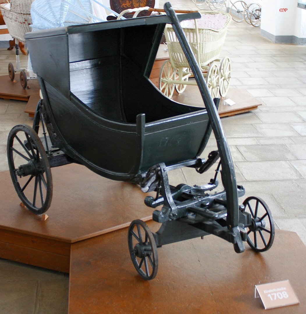 KInderwagen aus dem Jahre 1708