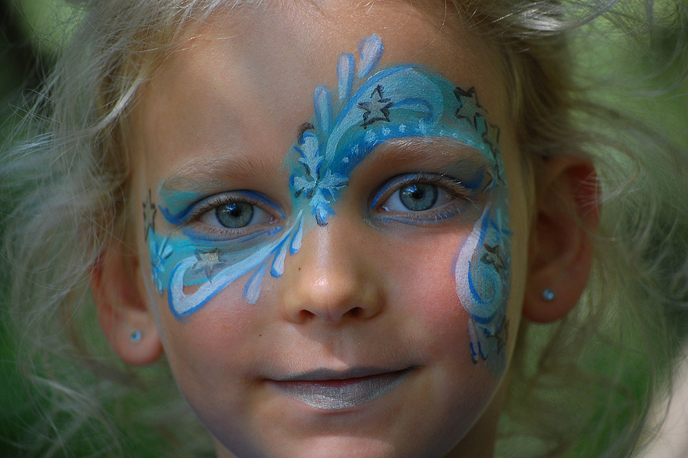 kinderzeltlager-gesichtsbemalung ;-)