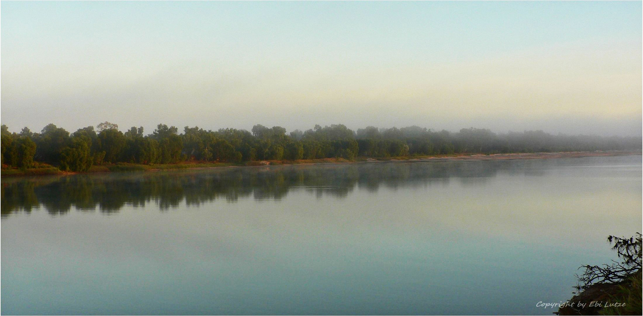 * King Ash Bay /a fisherman's paradise *