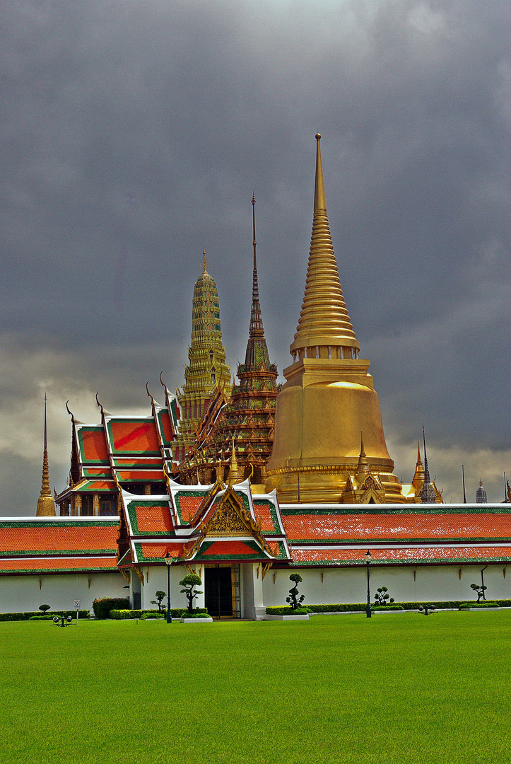 KINGDOM PALACE BANGKOK