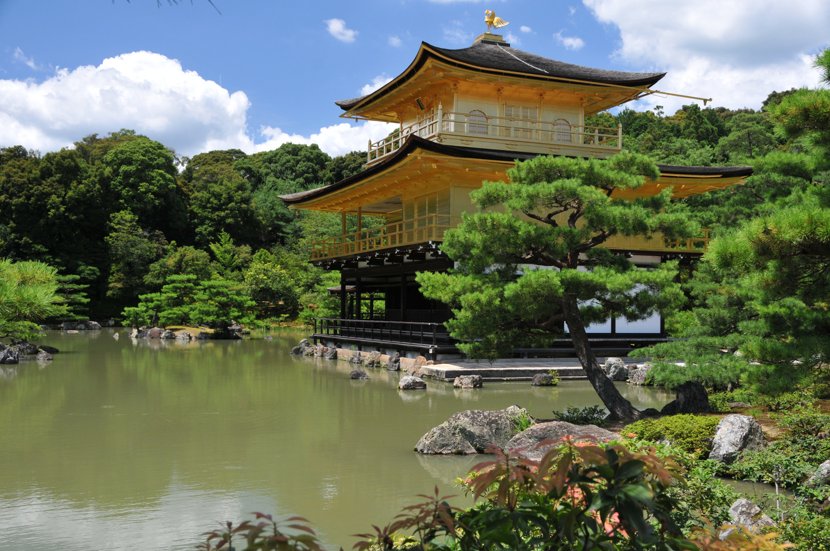 Kinkaku ji : Le temple d'or.