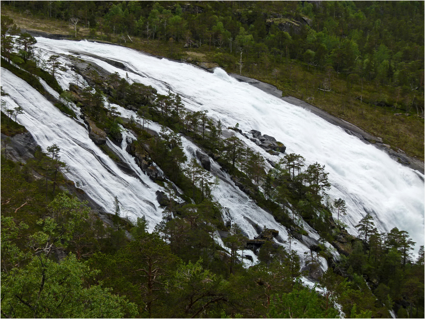 Kinso-river near Kinsarvik