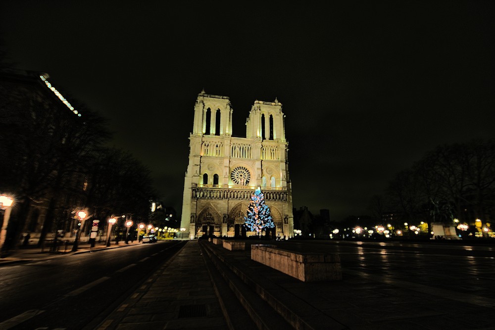 Kirchchen in Paris