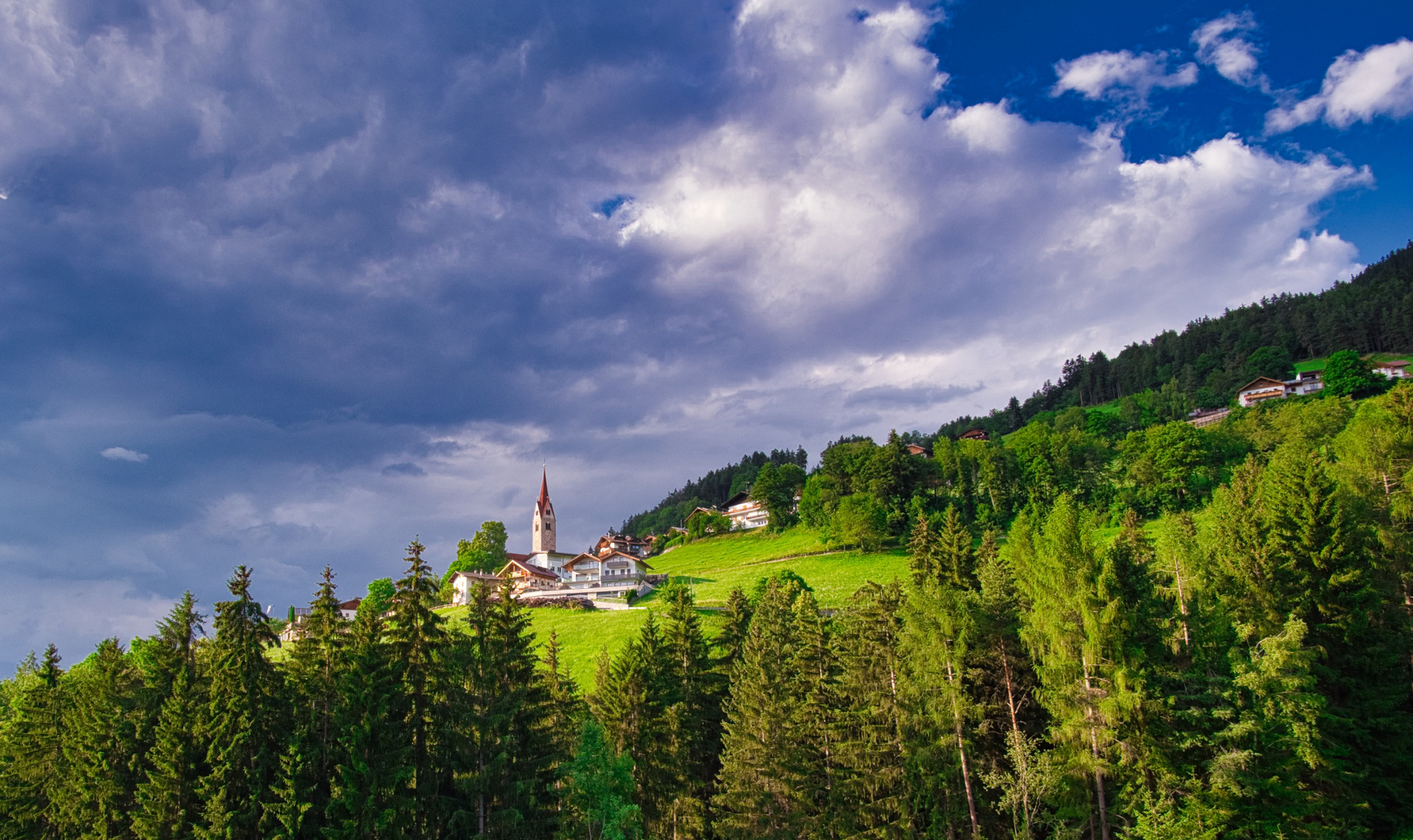 Kirche am Berg