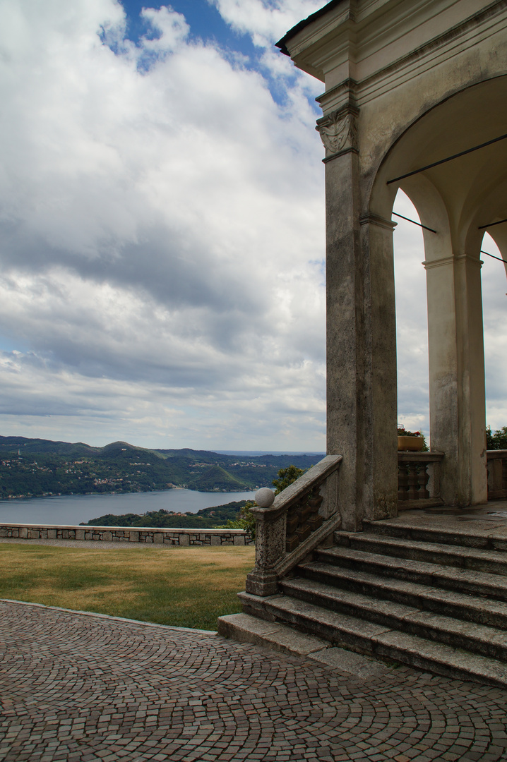 Kirche am Lago di Orta