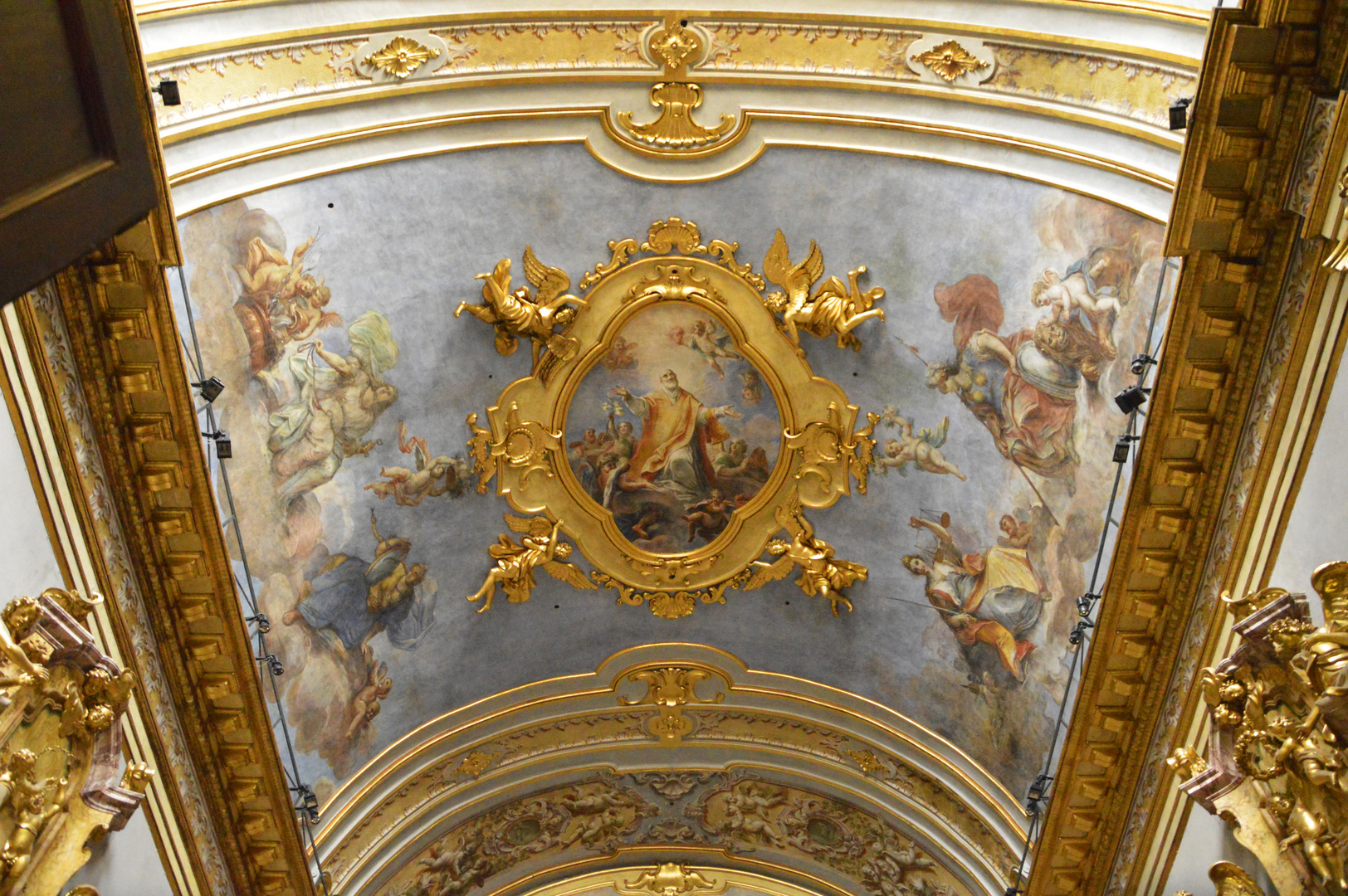 Kirche auf dem Minerva-Tempel in Assisi