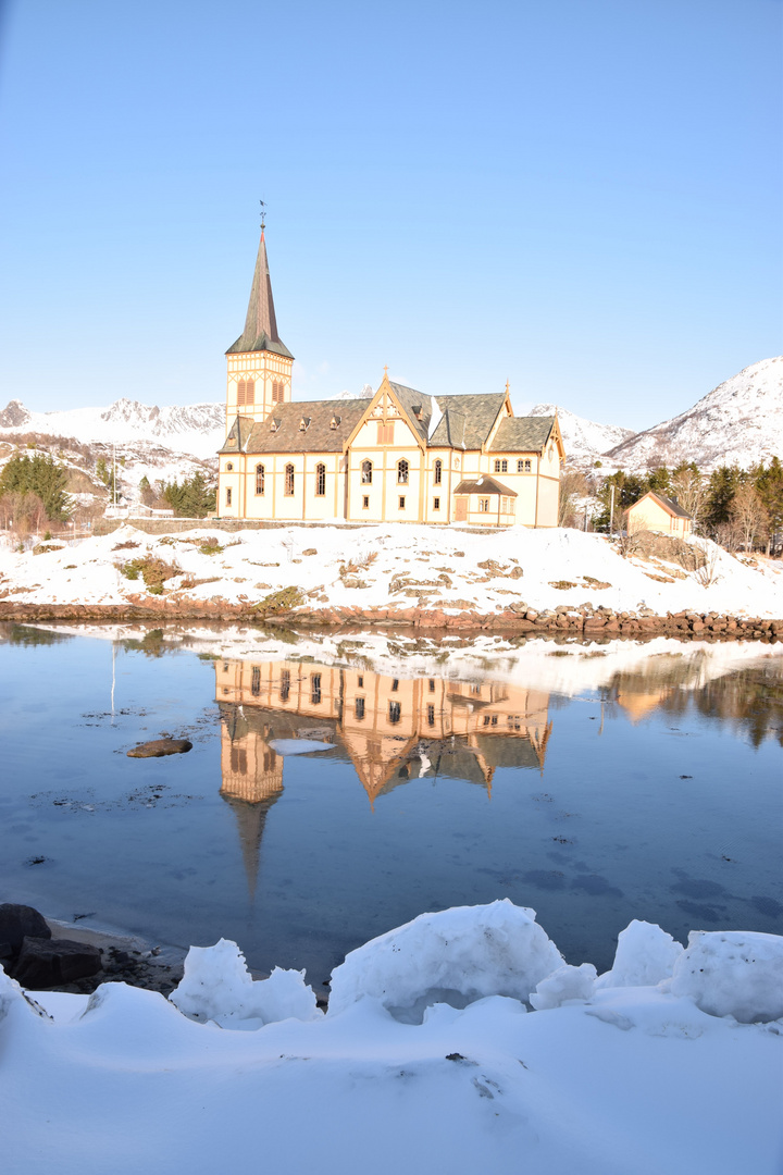 Kirche auf den Lofoten