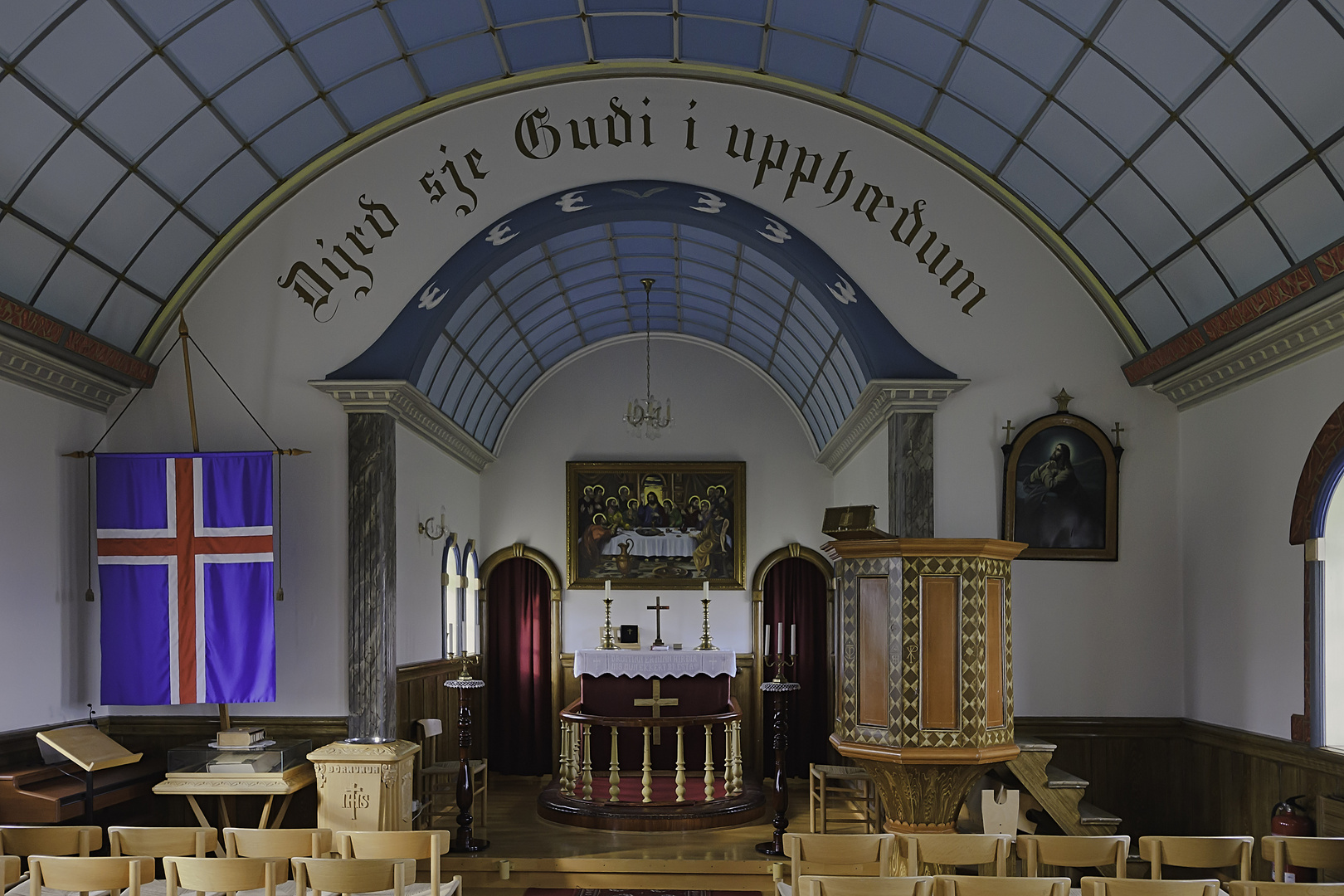 Kirche auf der Insel Hrísey