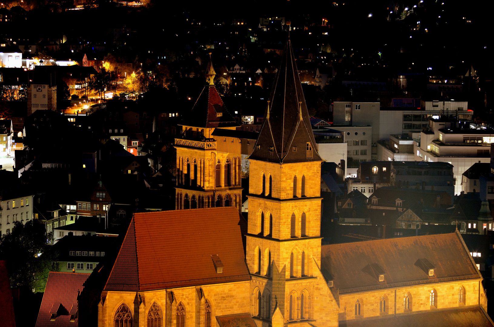 Kirche bei Nacht