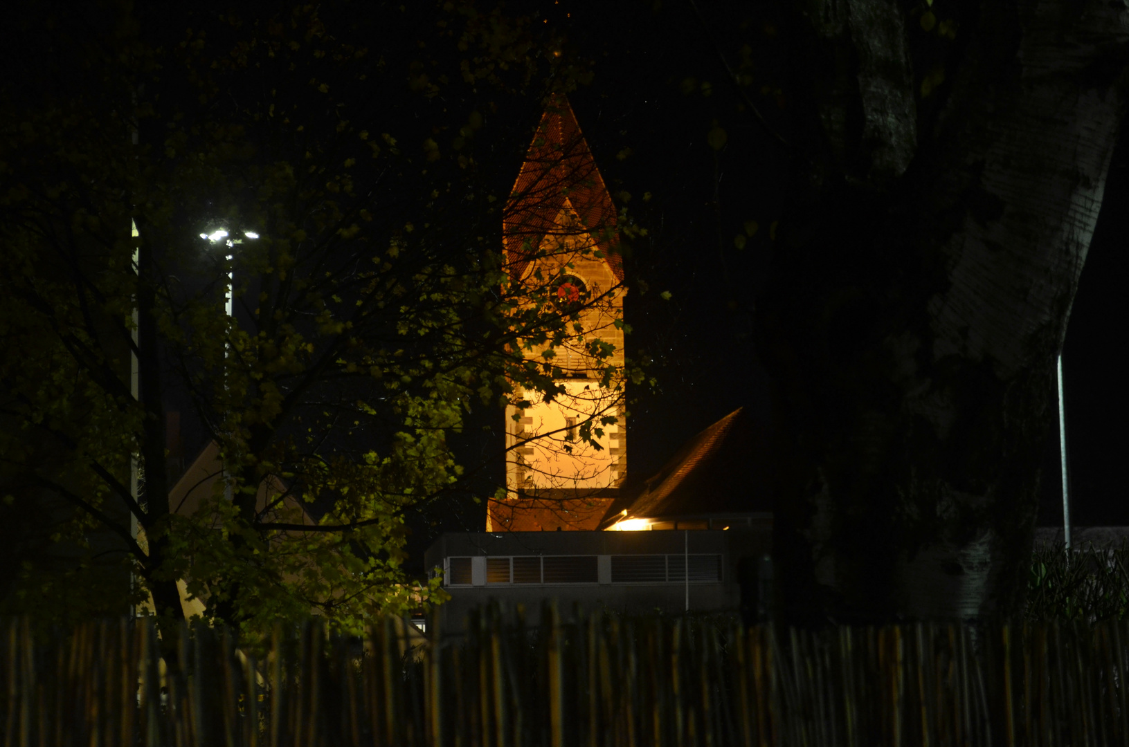 KIrche bei Nacht