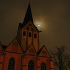 Kirche bei Nacht