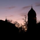 kirche bei sonnenuntergang