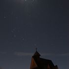 Kirche bei Vollmond