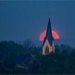 Kirche-Brocken-Mond...