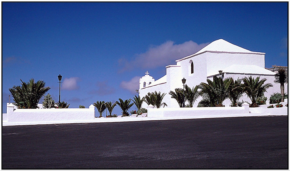 Kirche "Ermita de San Marcial del Rubicón"