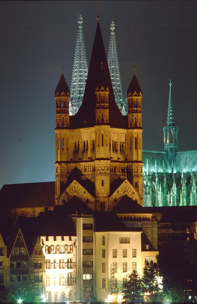 Kirche Gross St.Martin vor dem Kölner Dom
