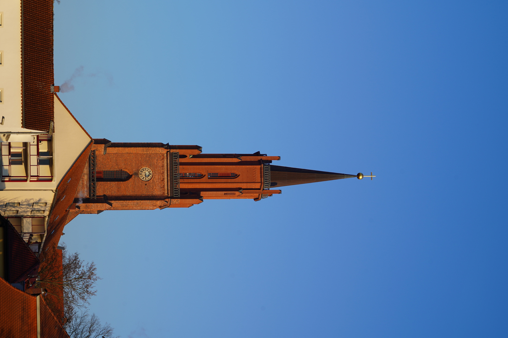 Kirche im Abendlicht