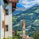 Kirche im Dorf lassen