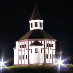 Kirche im Dunkel