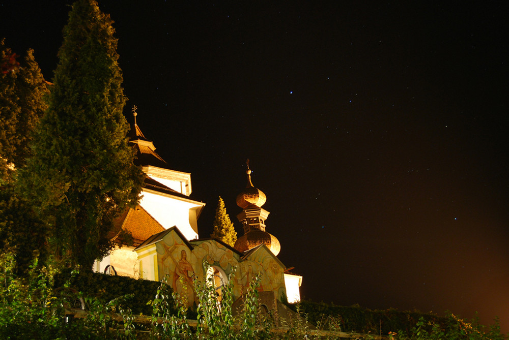 Kirche Im Lichtschein