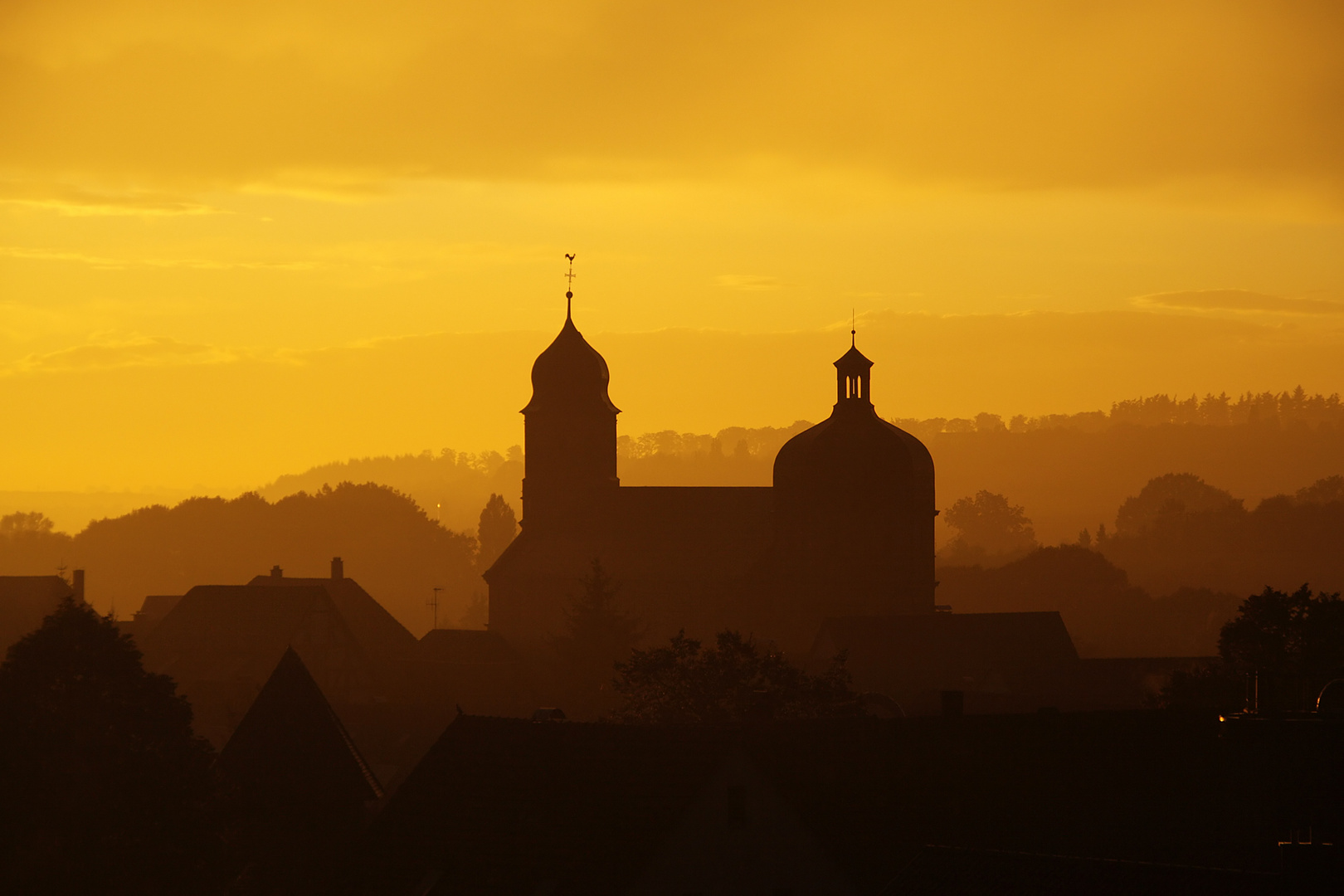 kirche im nebel..............