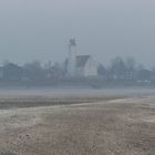 Kirche im Nebel