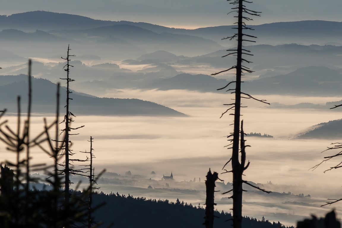 KIrche im Nebel (Ausschnitt)