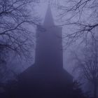 Kirche im Nebel