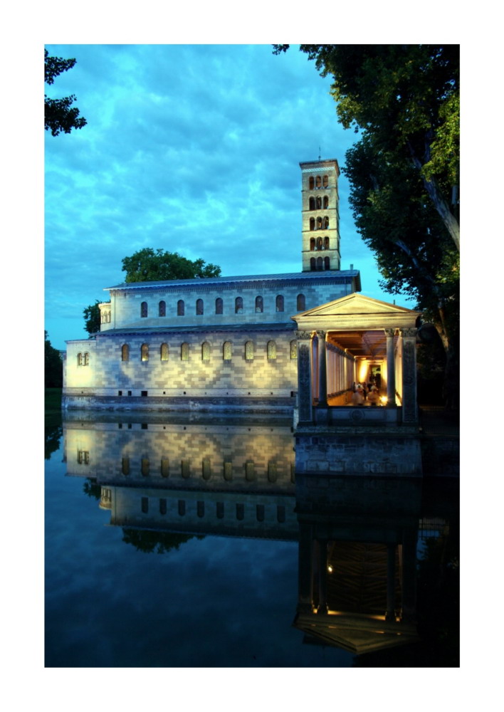 Kirche im Schloßpark zur Schlössernacht 2006