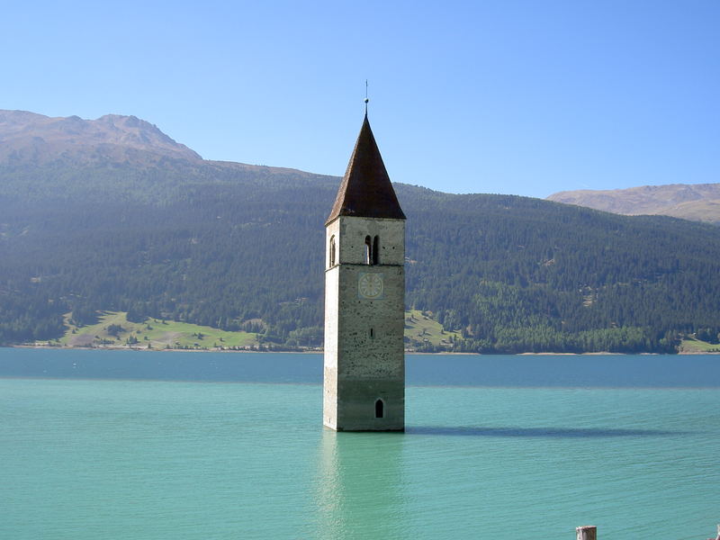 Kirche im Wasser