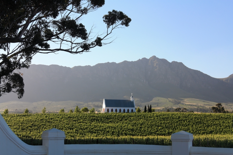 Kirche im Weinberg auf einem Weingut in Tulbagh