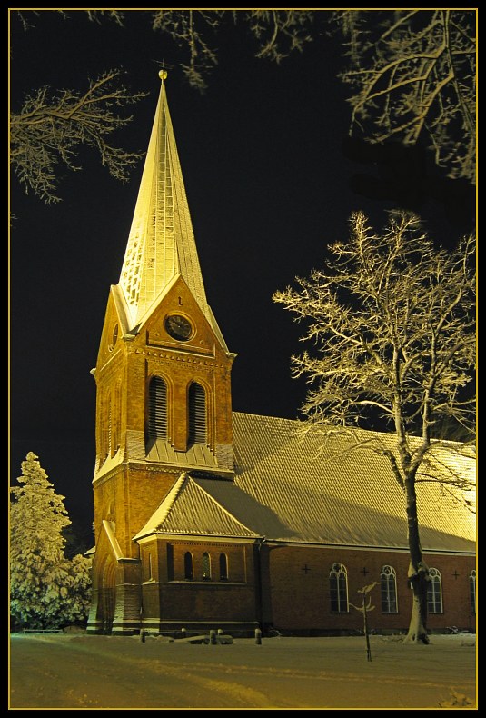 Kirche im Winter