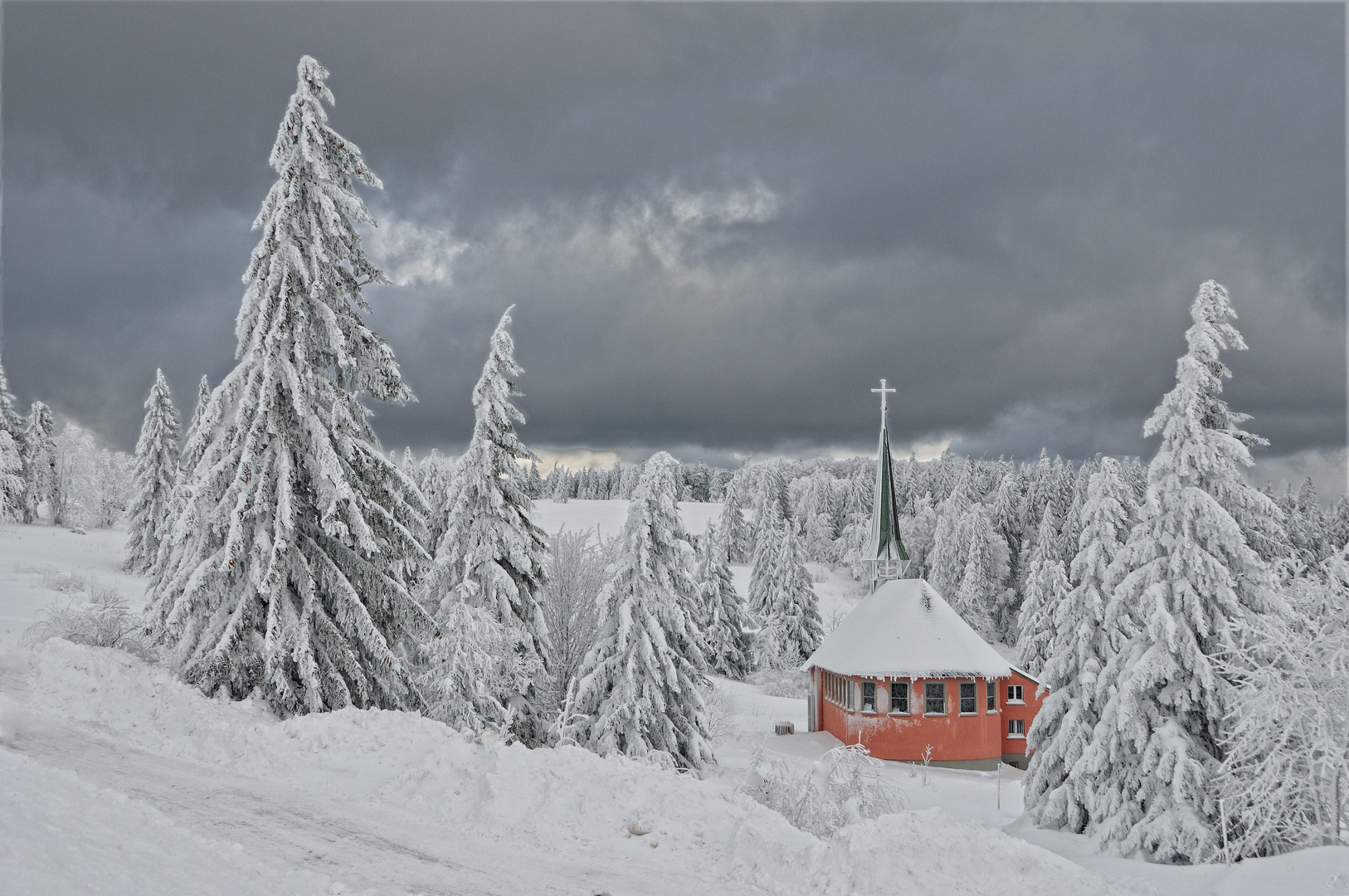 Kirche im Winter