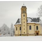 *Kirche im Winterkleid*