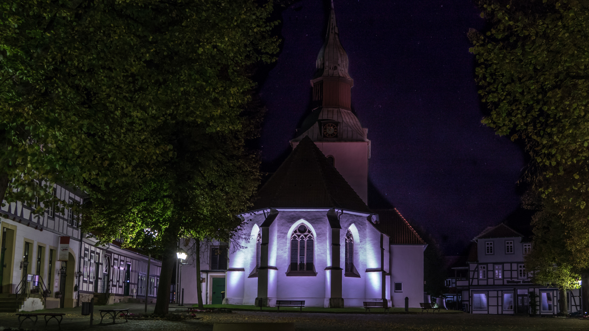 Kirche in Bad Essen bei Nacht