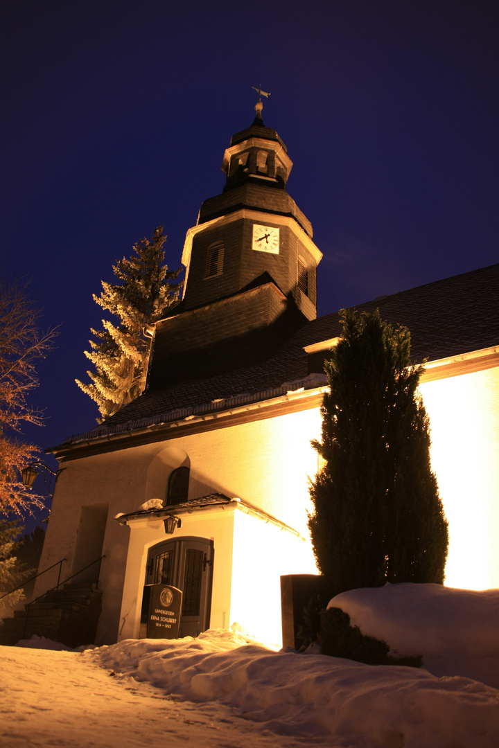 Kirche in Caselwitz bei Nacht