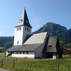 Kirche in den Alpen