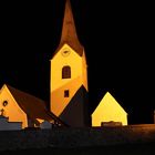 KIRCHE IN DER NACHT